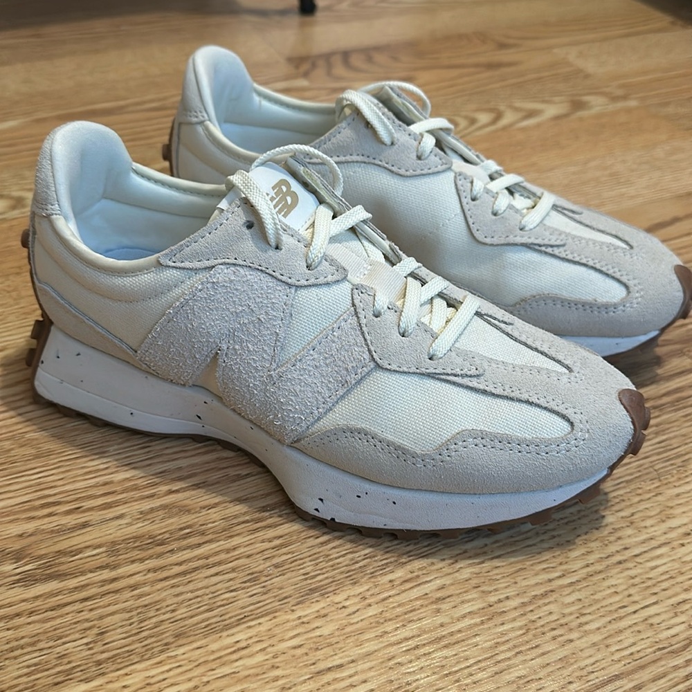 New balance 327